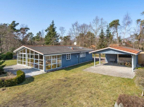 Holiday Home Sanna - 330m from the sea by Interhome Bogø By